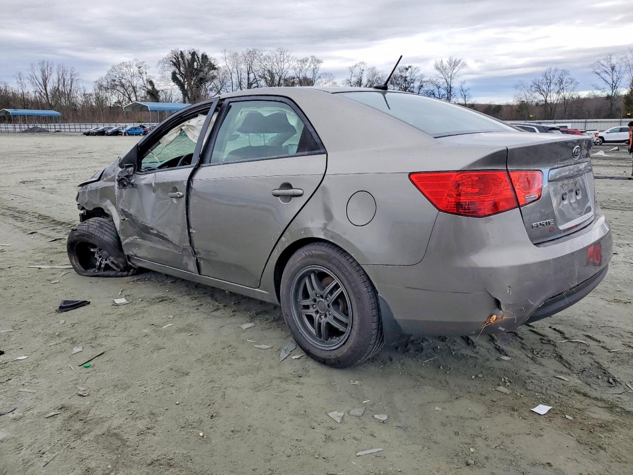2013 KIA FORTE EX photo 2