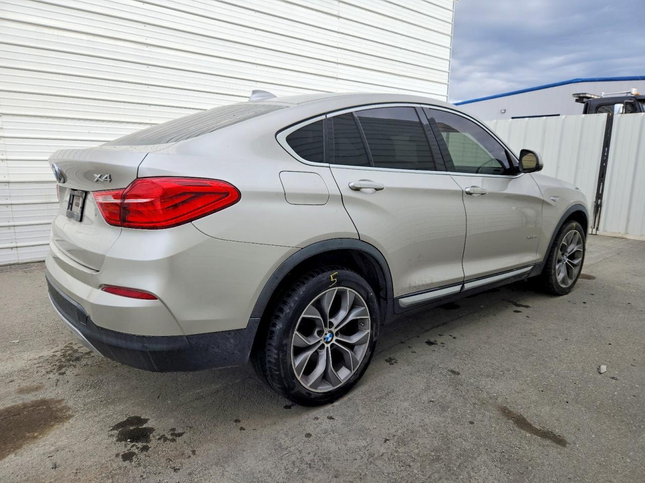 2015 BMW X4 XDRIVE28I photo 3