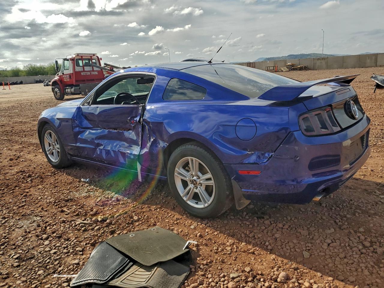 2014 FORD MUSTANG photo 3
