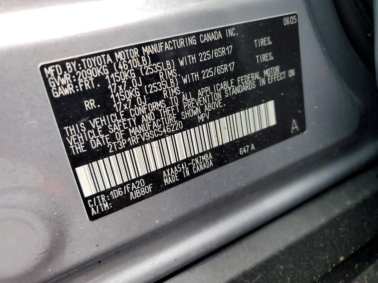 2025 TOYOTA RAV4 XLE photo 25