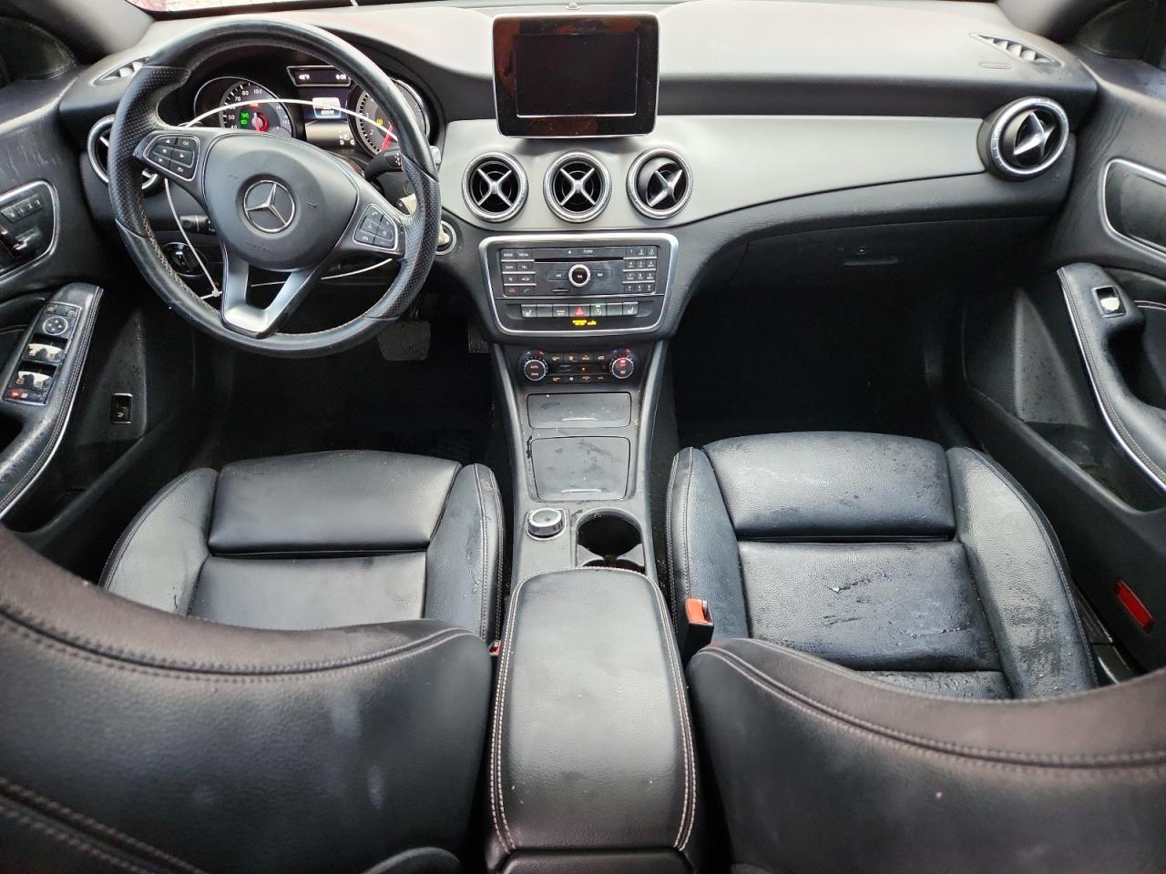 2016 MERCEDES-BENZ CLA 250 photo 8