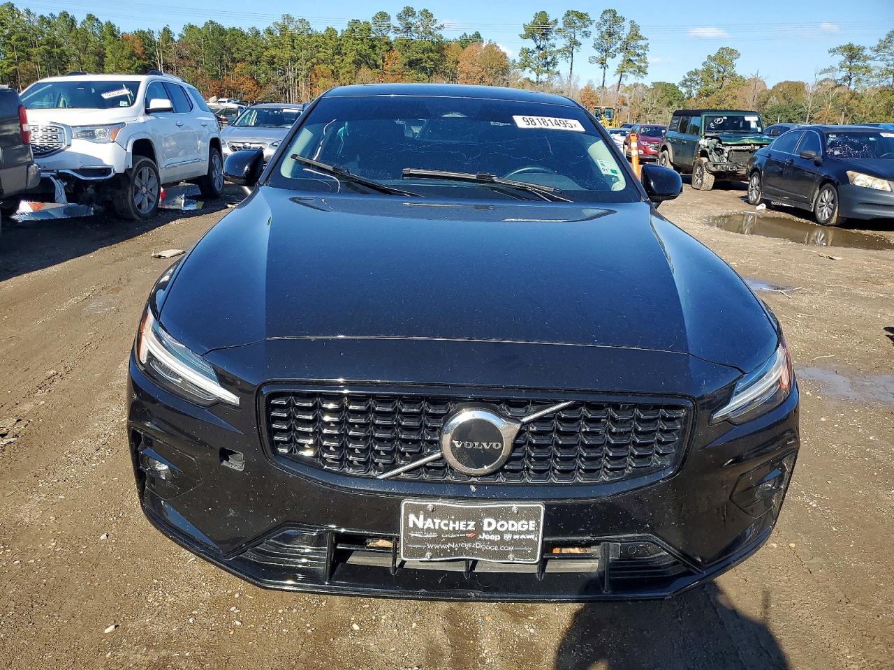 2024 VOLVO S60 CORE photo 5