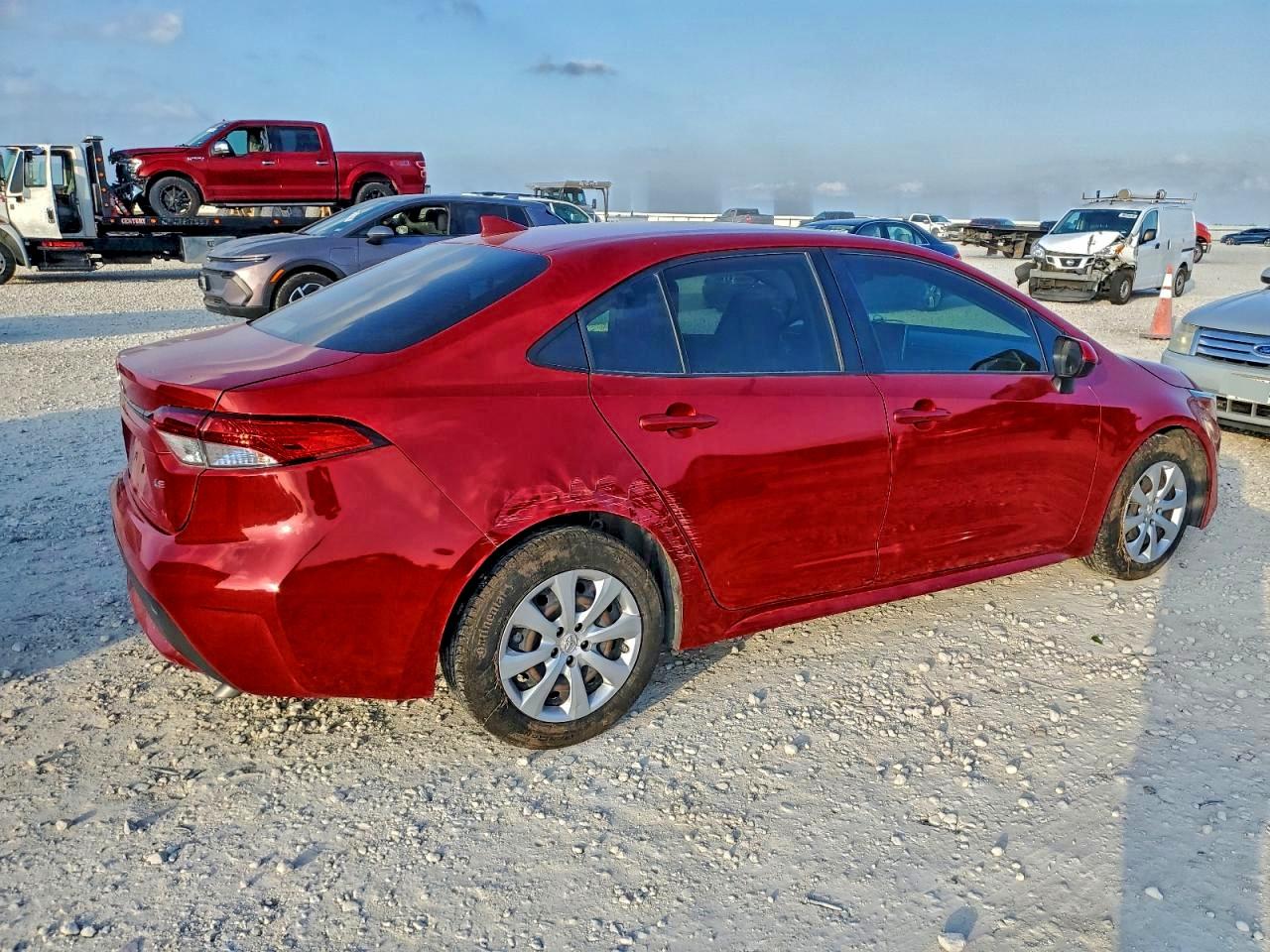 2020 TOYOTA COROLLA LE photo 3