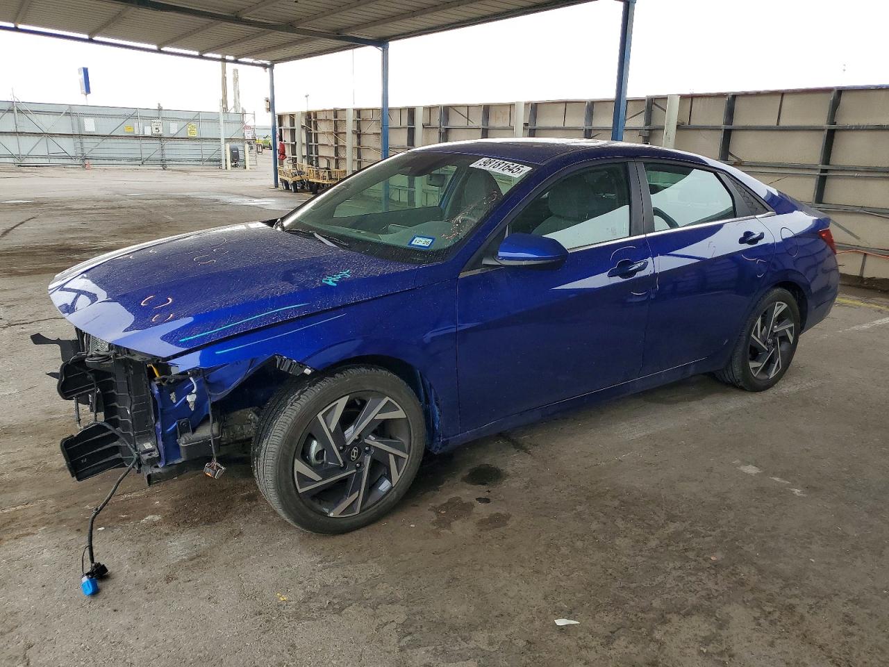 2024 HYUNDAI ELANTRA