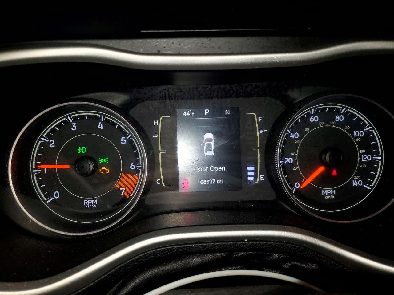 2015 JEEP CHEROKEE LATITUDE photo 9