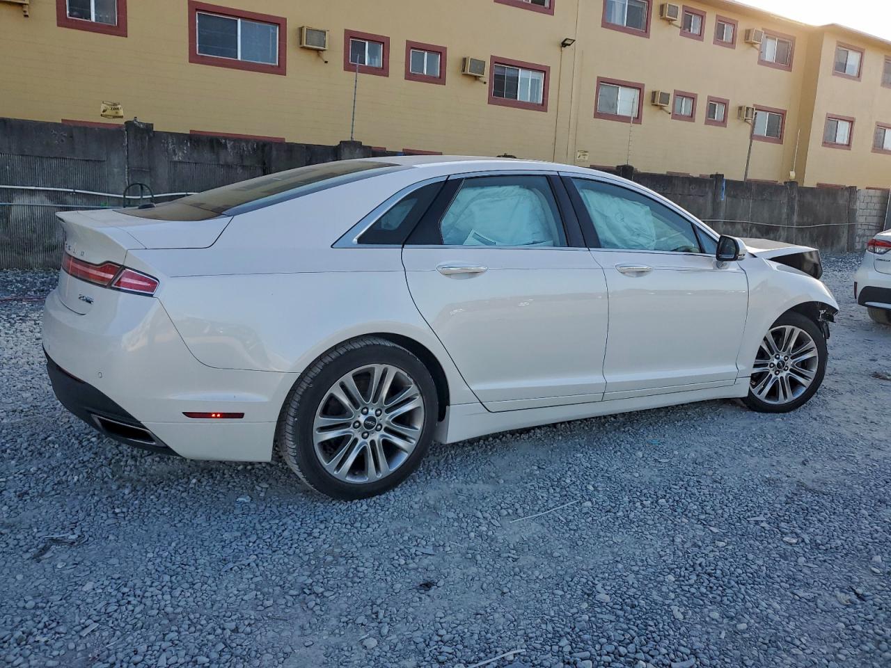 2014 LINCOLN MKZ photo 3