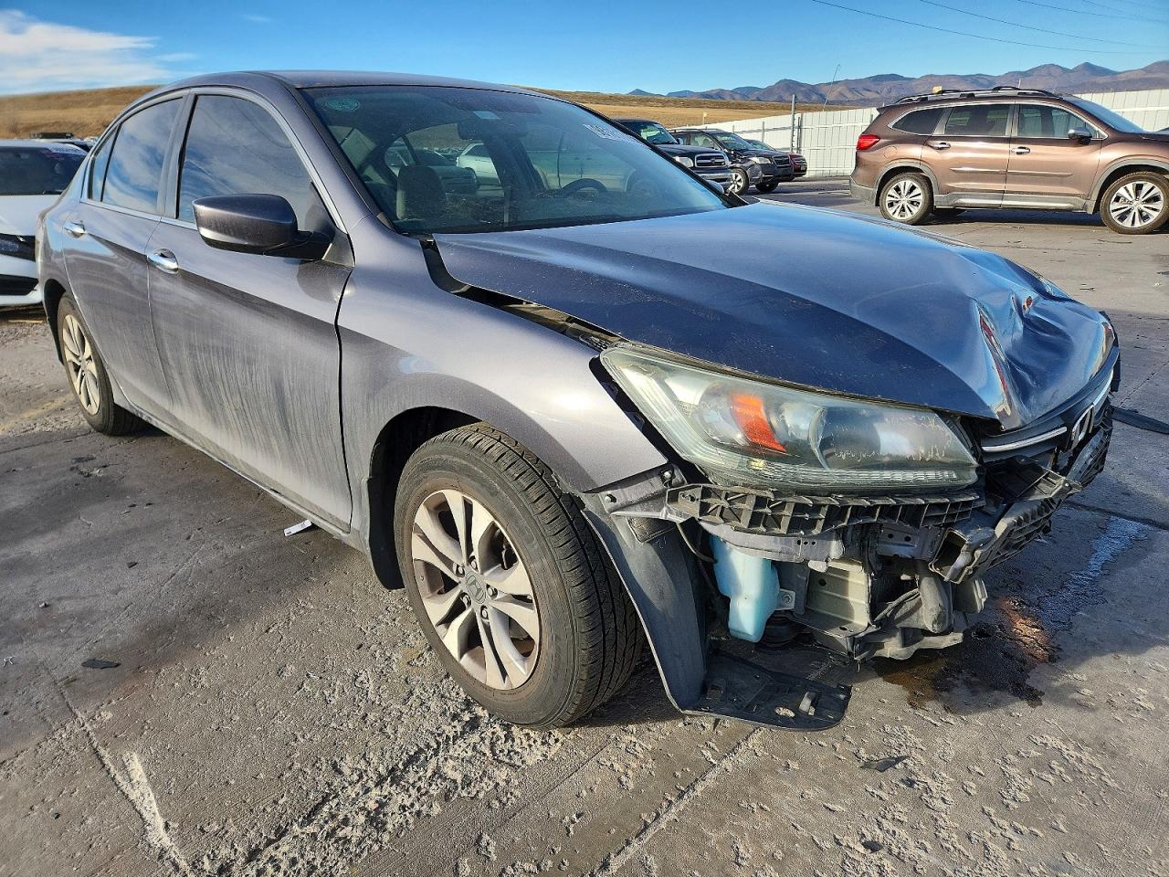 2013 HONDA ACCORD LX photo 4