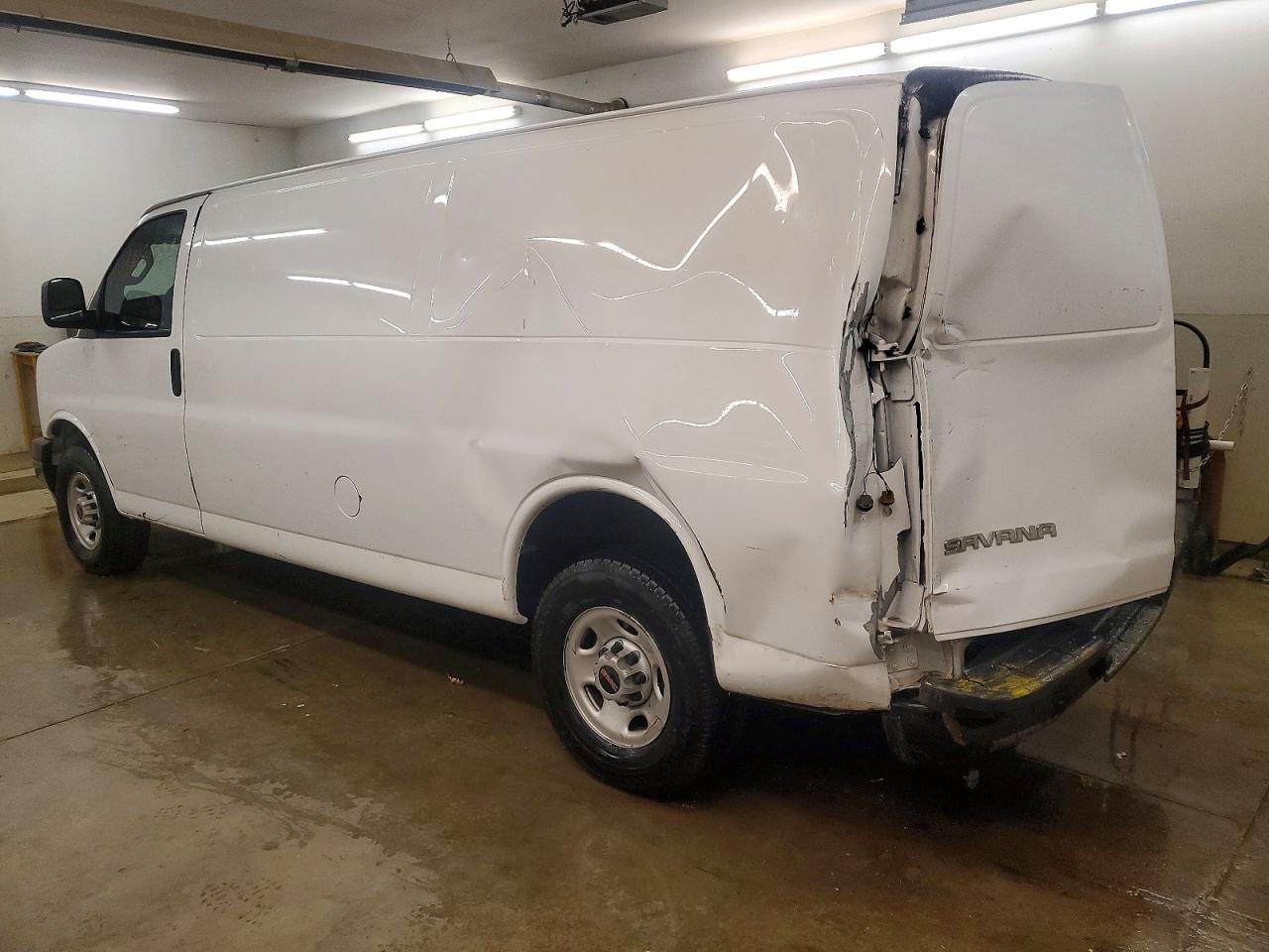 2023 GMC SAVANA 2500 UTILITY / SERVICE VAN photo 2