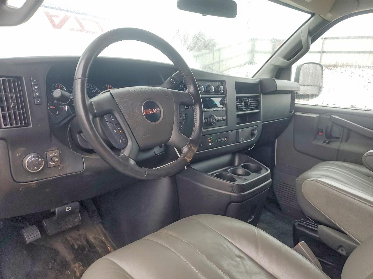 2023 GMC SAVANA 2500 UTILITY / SERVICE VAN photo 8