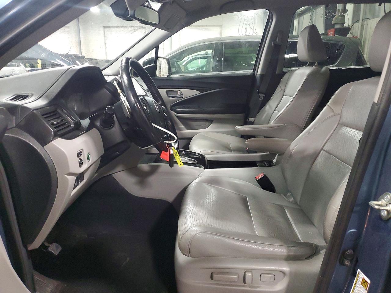 2016 HONDA PILOT ELITE photo 7