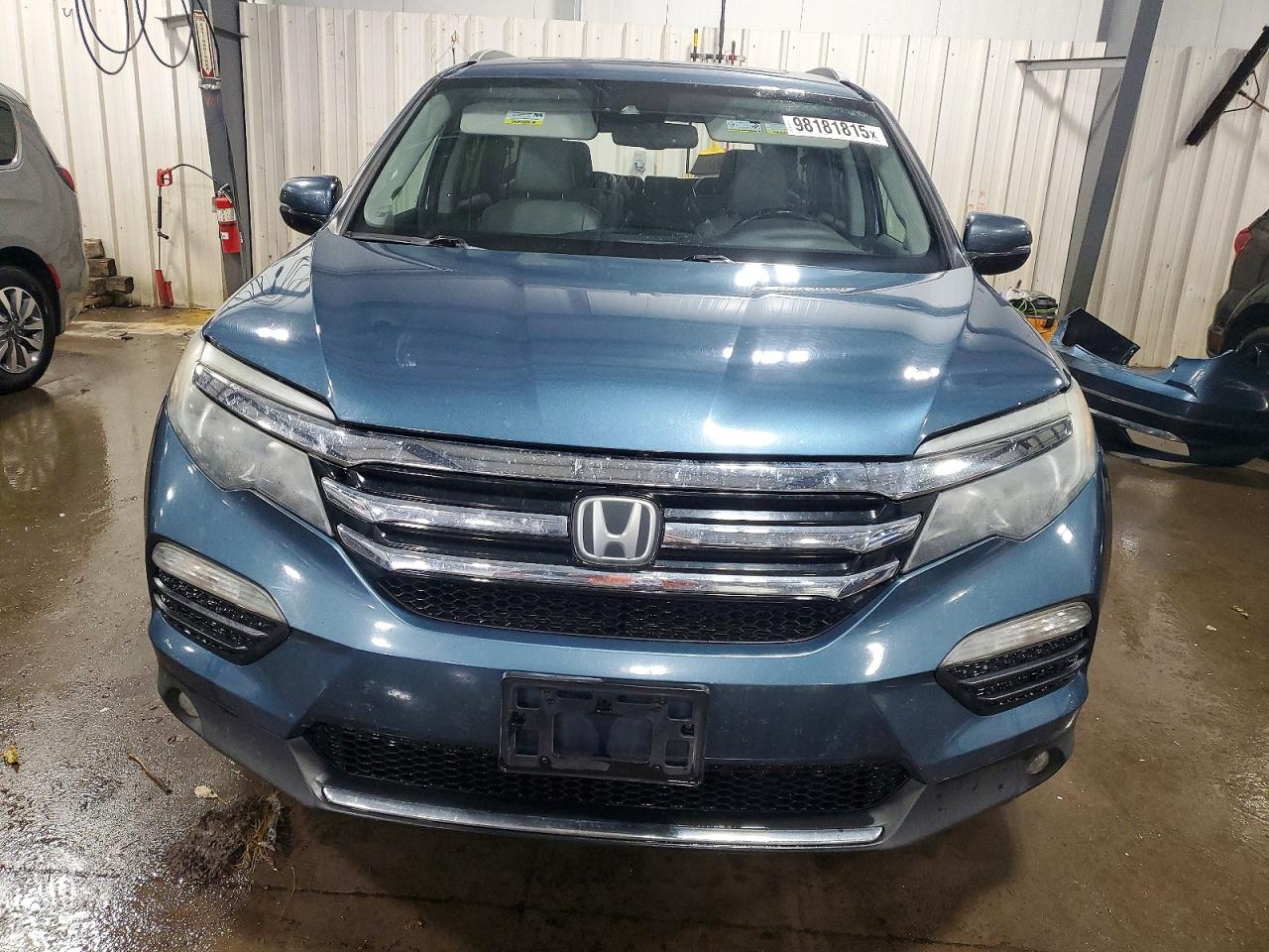 2016 HONDA PILOT ELITE photo 5