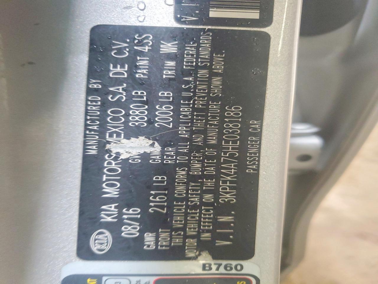 2017 KIA FORTE LX photo 12