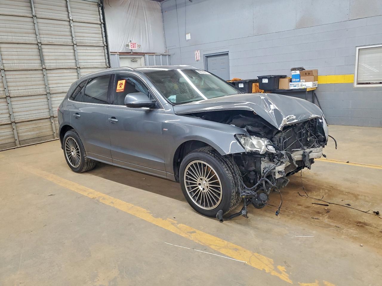2012 AUDI Q5 PREMIUM PLUS photo 4