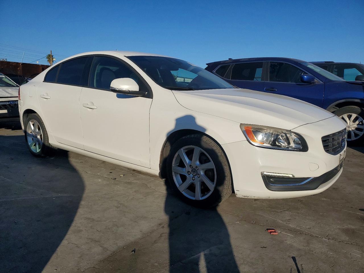 2014 VOLVO S60 T5 photo 4