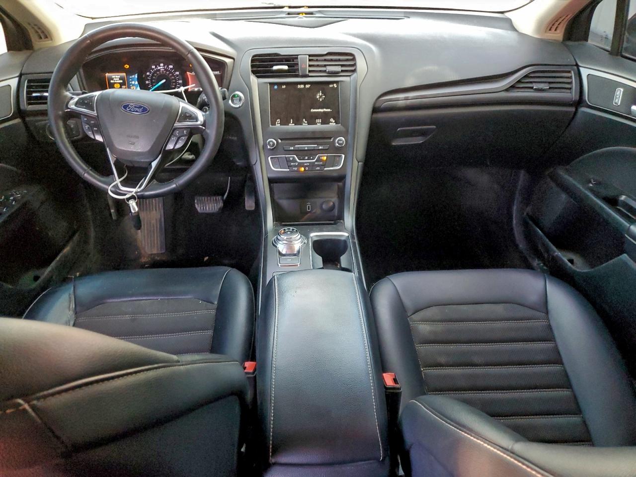 2018 FORD FUSION SE photo 15