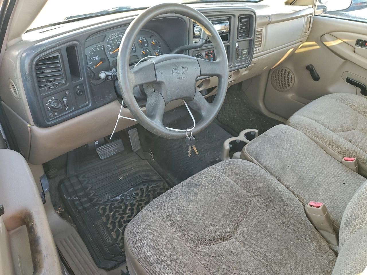 2004 CHEVROLET SILVERADO C1500 photo 8