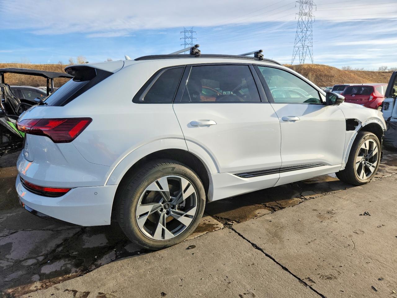 2021 AUDI E-TRON PREMIUM photo 3