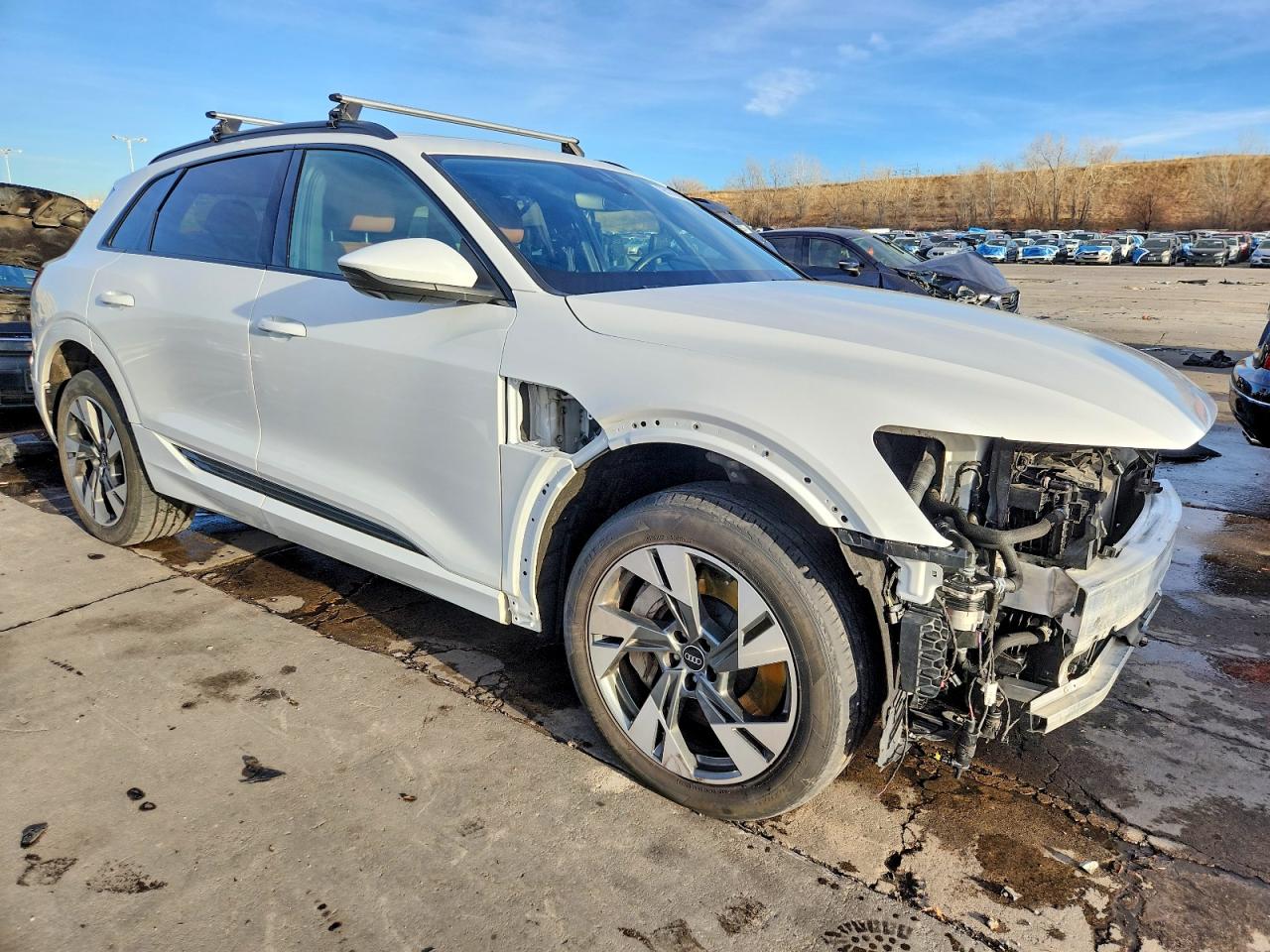 2021 AUDI E-TRON PREMIUM photo 4