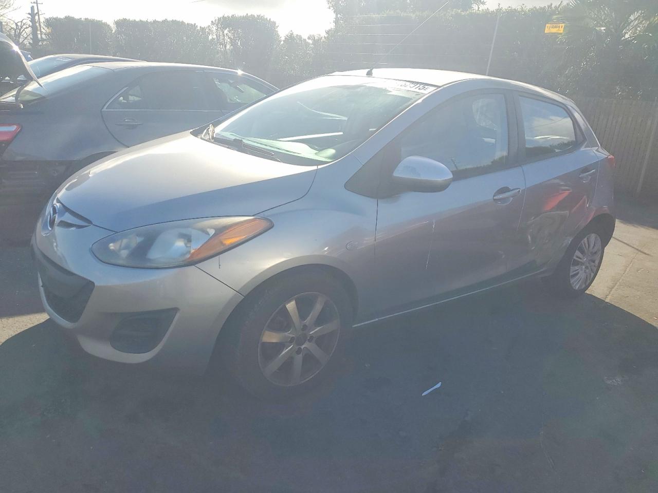 2014 MAZDA MAZDA2