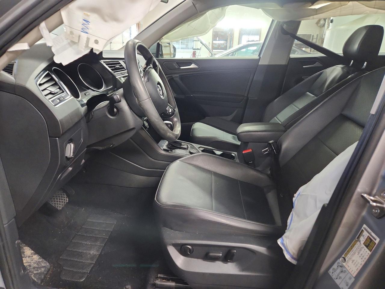 2020 VOLKSWAGEN TIGUAN SE photo 7