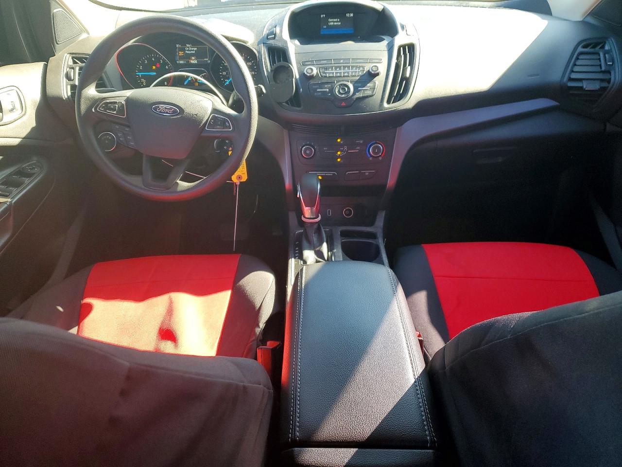 2019 FORD ESCAPE S photo 8