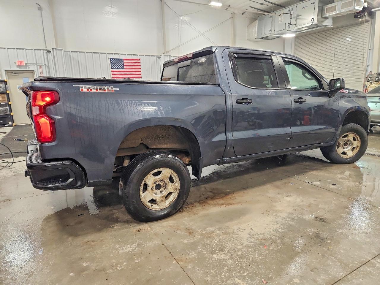 2021 CHEVROLET SILVERADO K1500 LT TRAIL BOSS photo 3