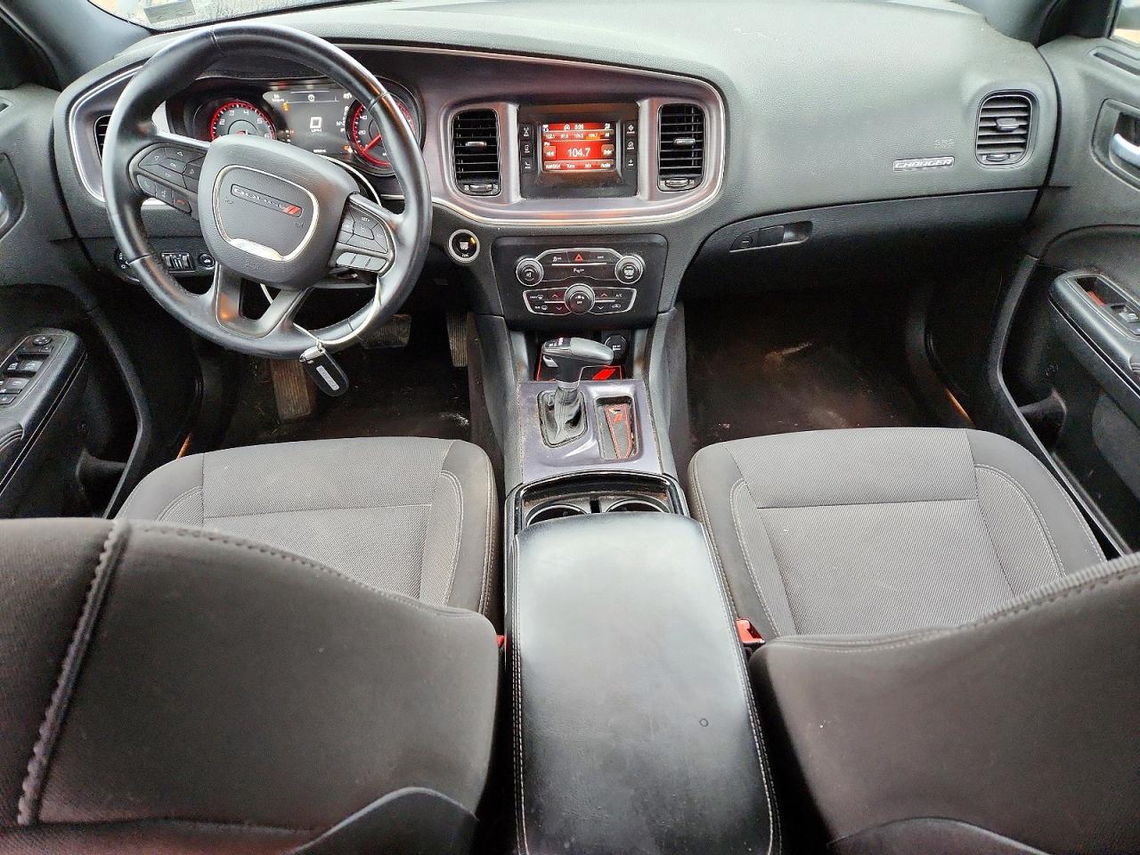 2016 DODGE CHARGER SE photo 8
