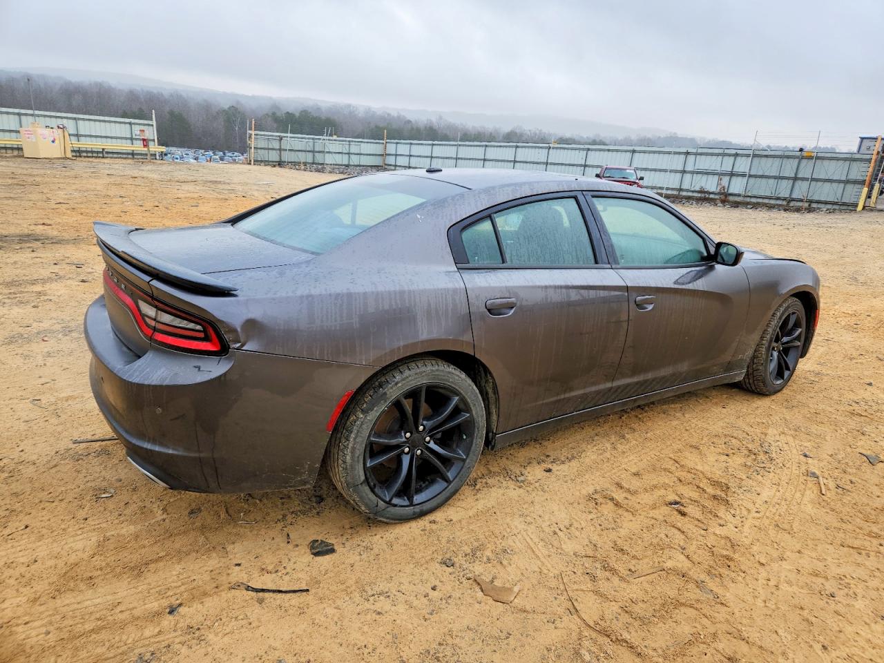 2016 DODGE CHARGER SE photo 3