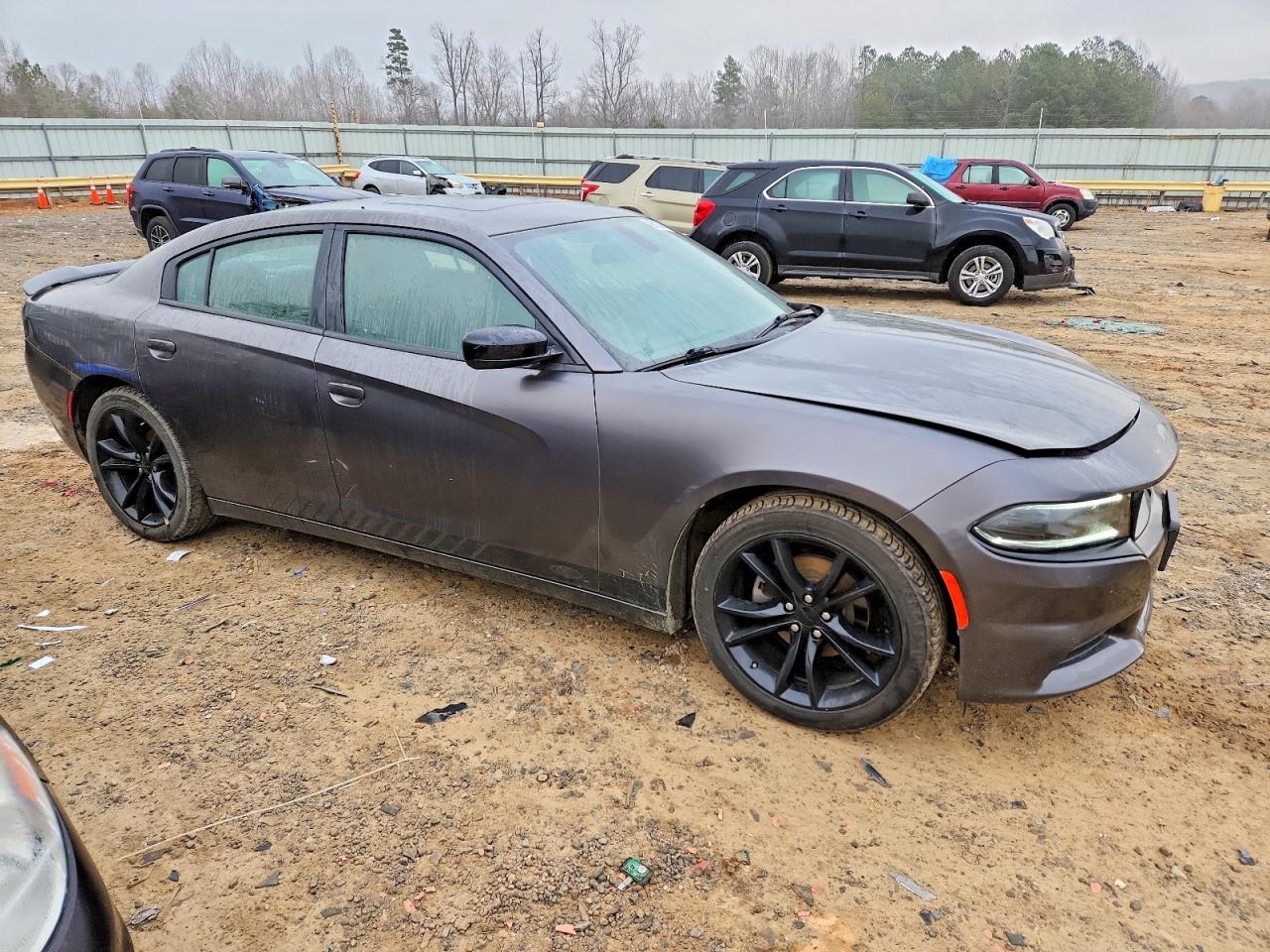 2016 DODGE CHARGER SE photo 4