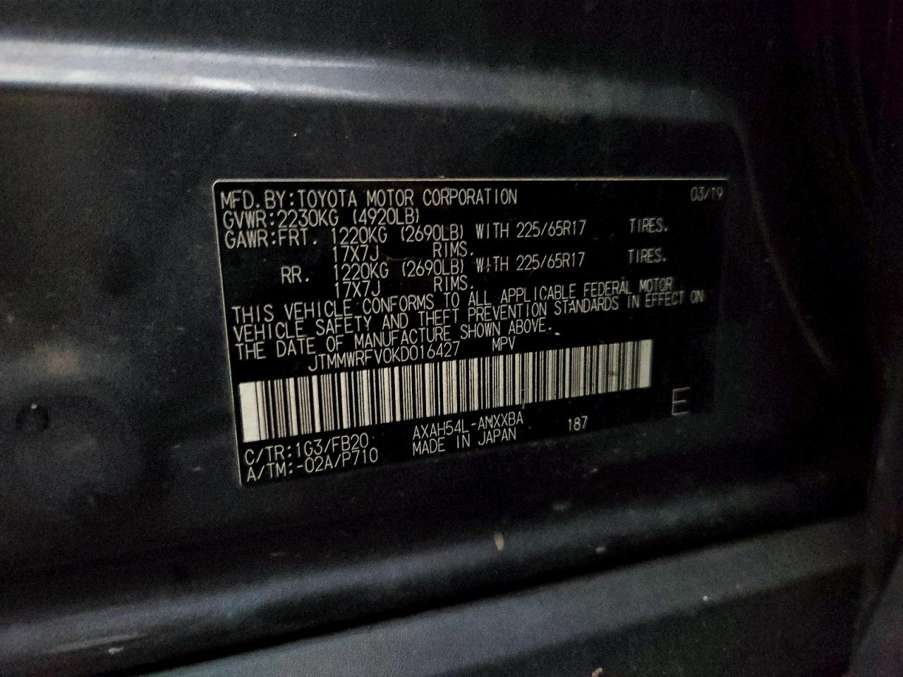 2019 TOYOTA RAV4 LE photo 13