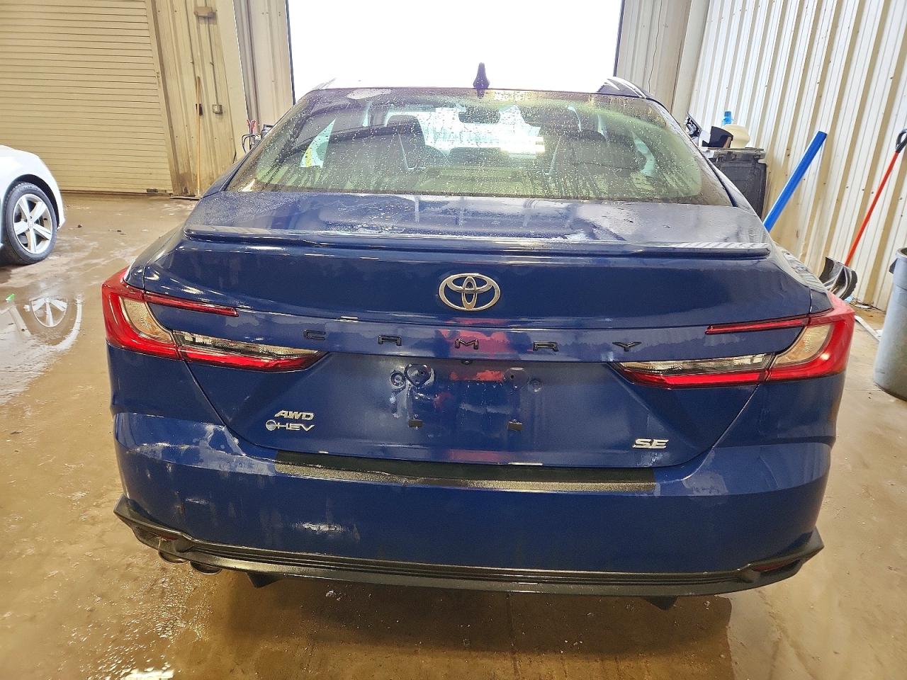 2025 TOYOTA CAMRY XSE photo 6