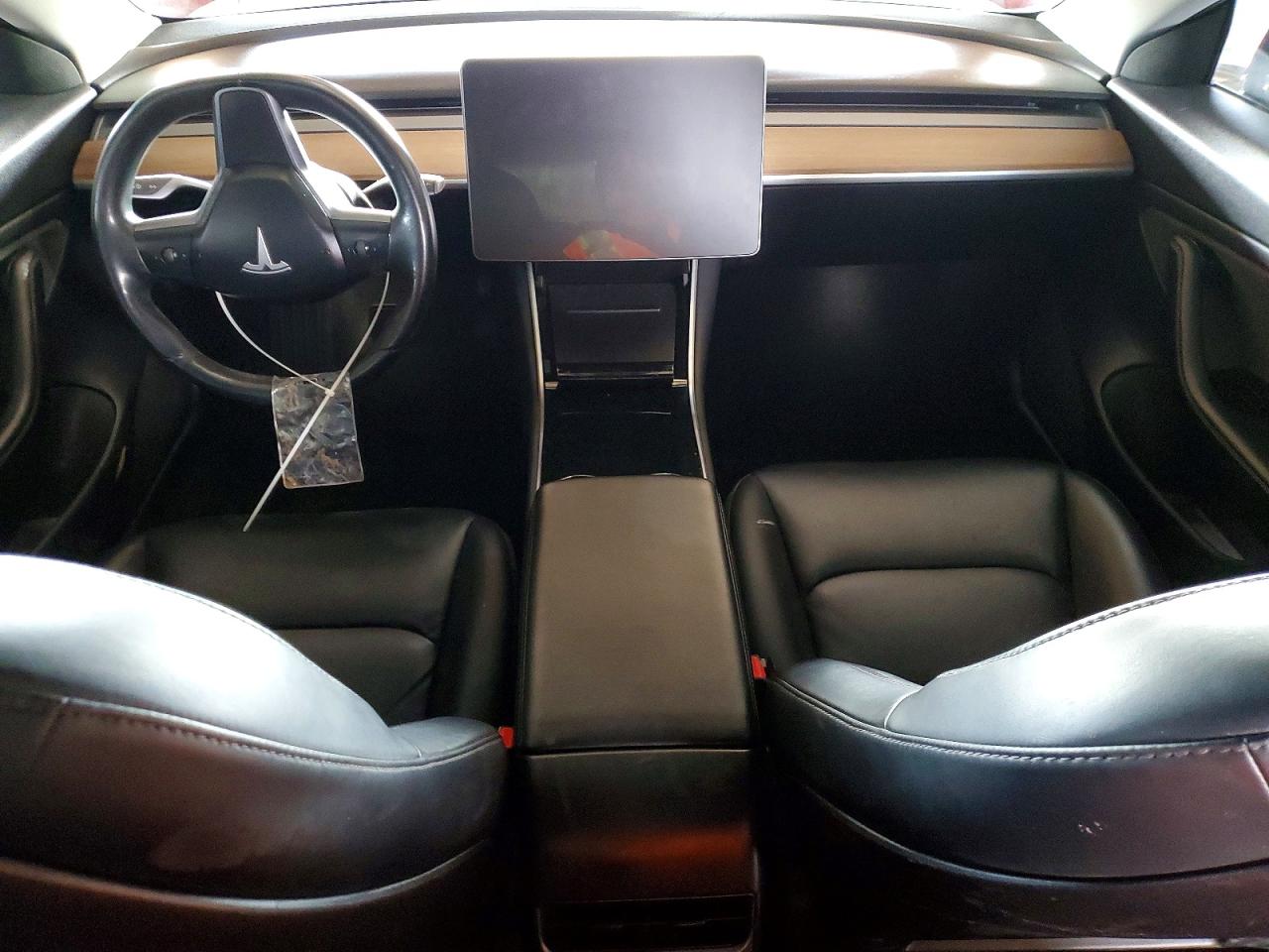 2018 TESLA MODEL 3 photo 8