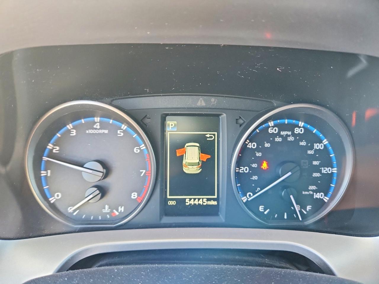 2018 TOYOTA RAV4 LE photo 9