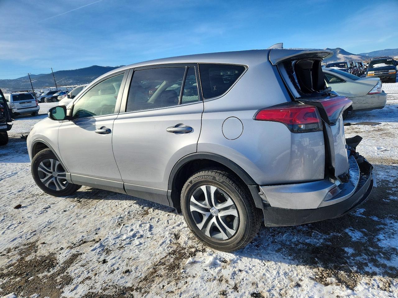 2018 TOYOTA RAV4 LE photo 2