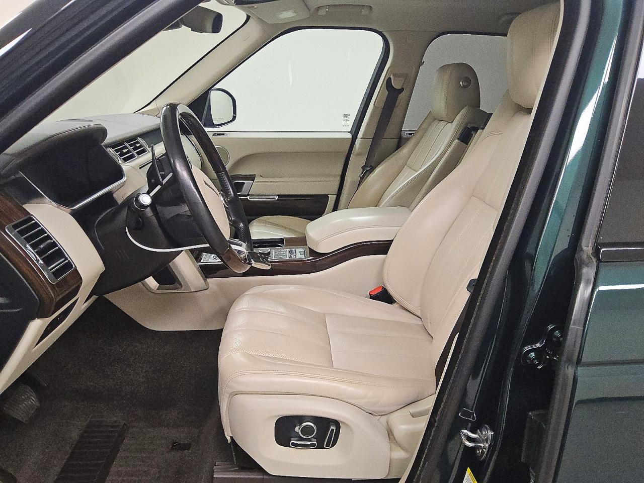2017 LAND ROVER RANGE ROVER HSE photo 7