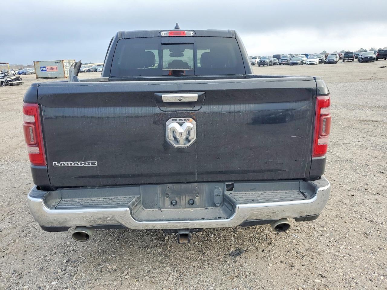 2019 RAM 1500 LARAMIE photo 6