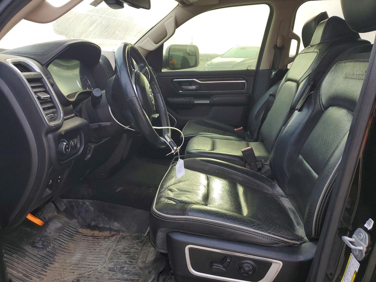 2019 RAM 1500 LARAMIE photo 7