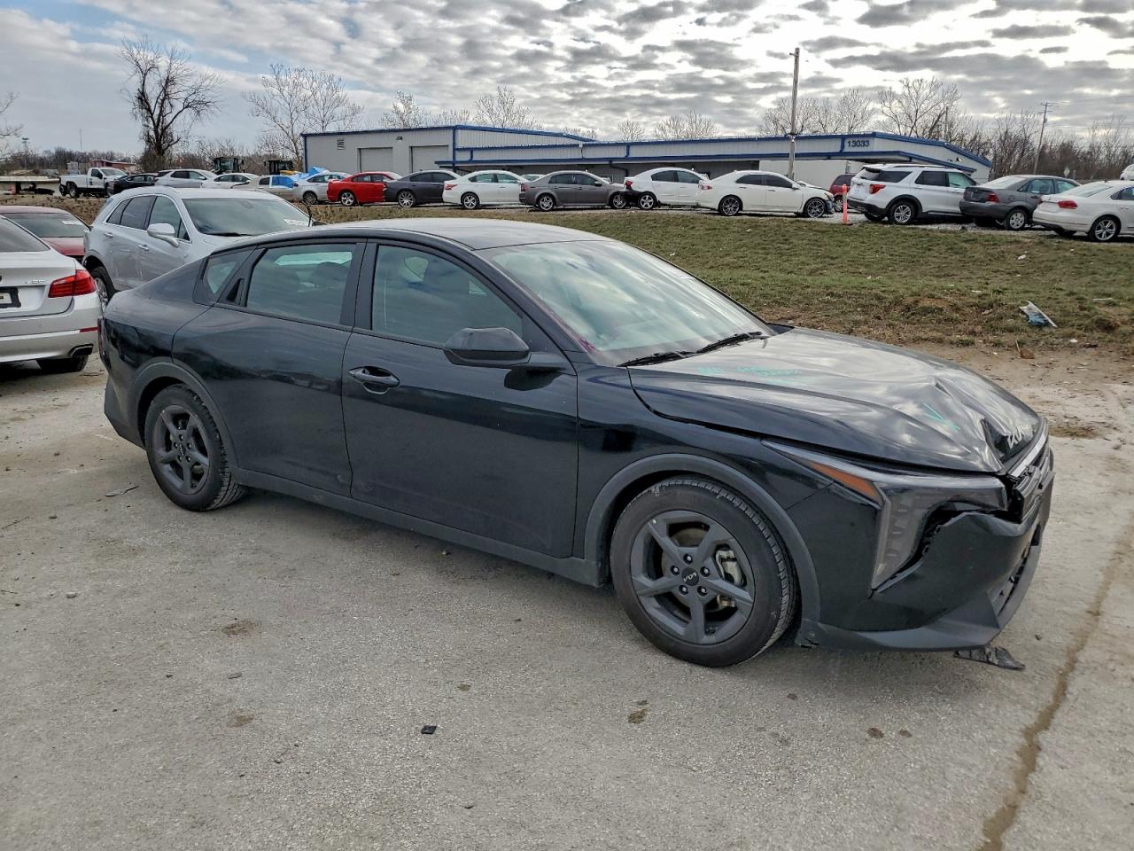2025 KIA K4 LX photo 4