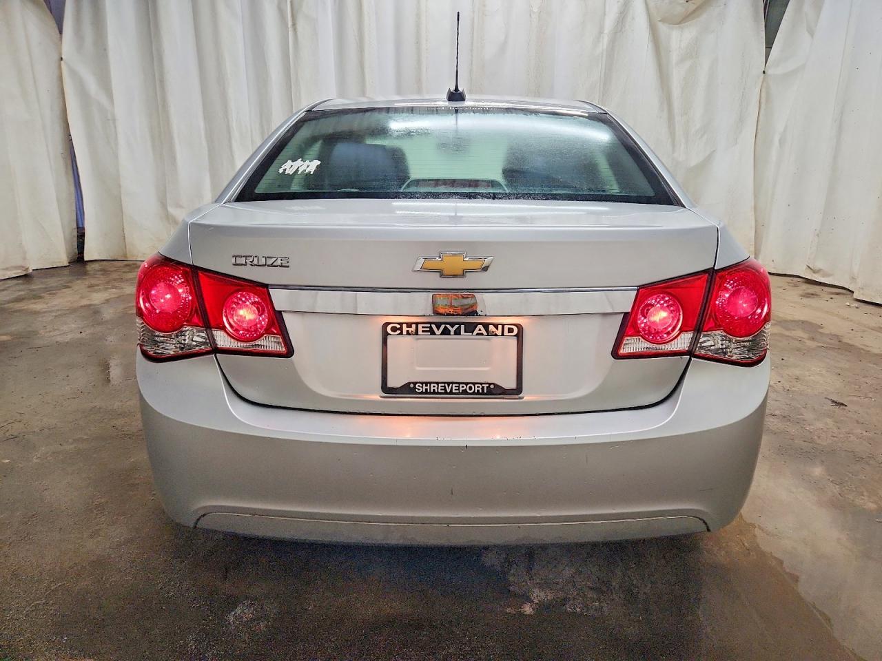 2016 CHEVROLET CRUZE LIMITED LS photo 6