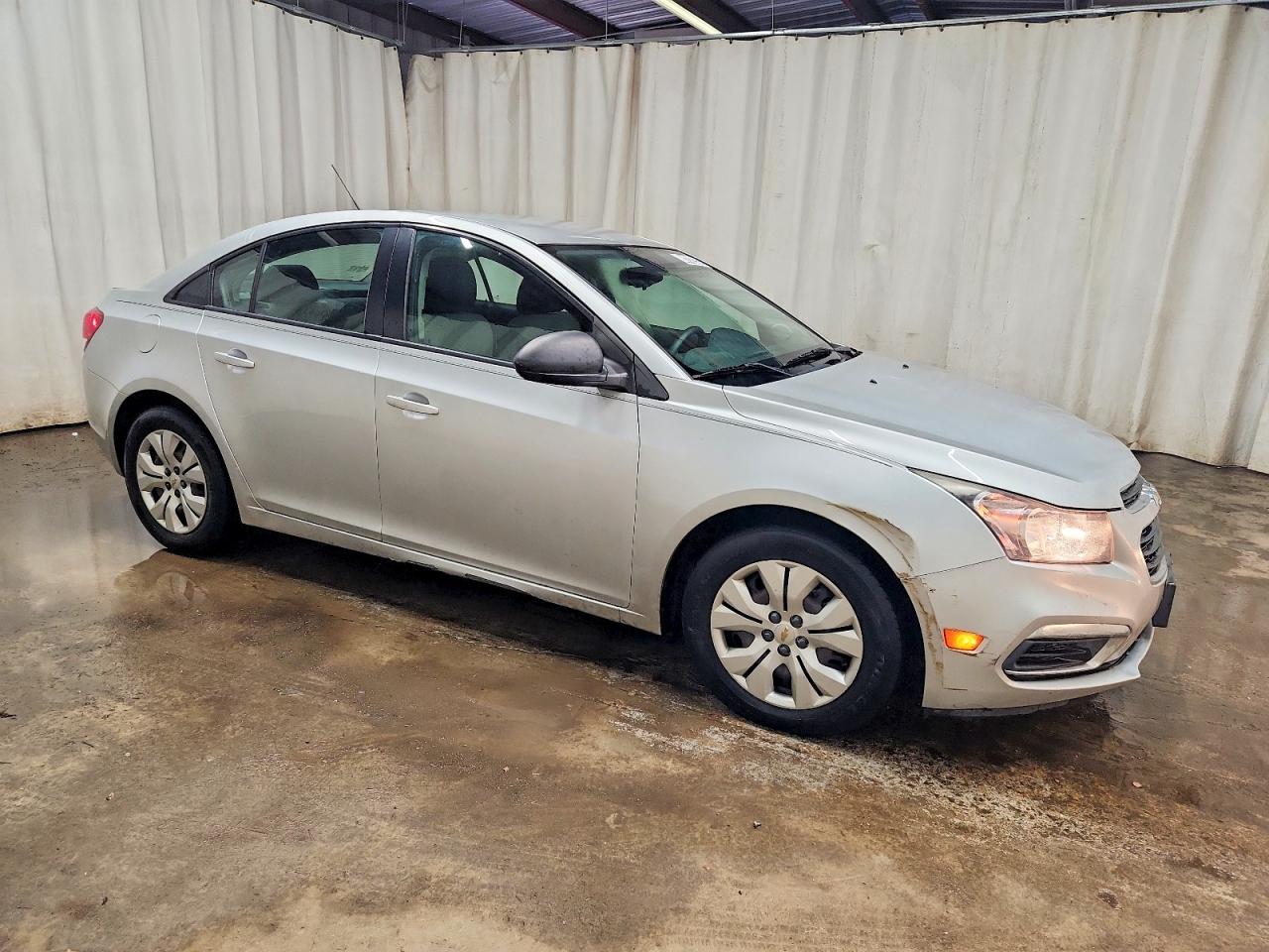 2016 CHEVROLET CRUZE LIMITED LS photo 4