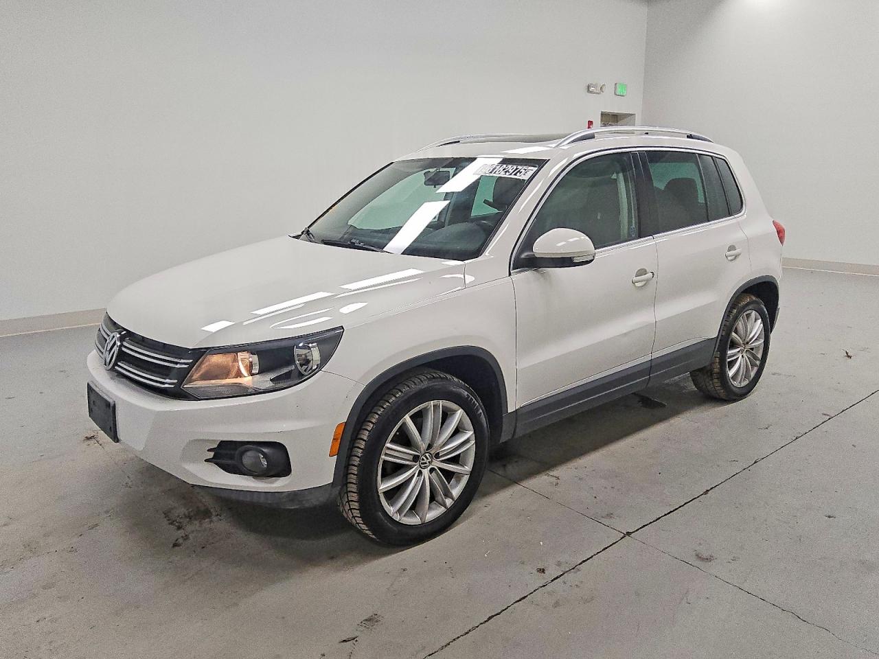 2012 VOLKSWAGEN TIGUAN