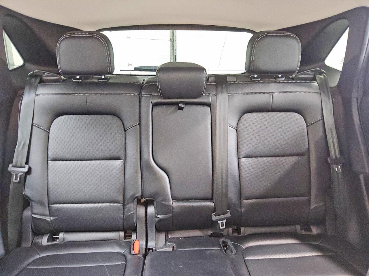 2022 FORD ESCAPE SEL photo 10