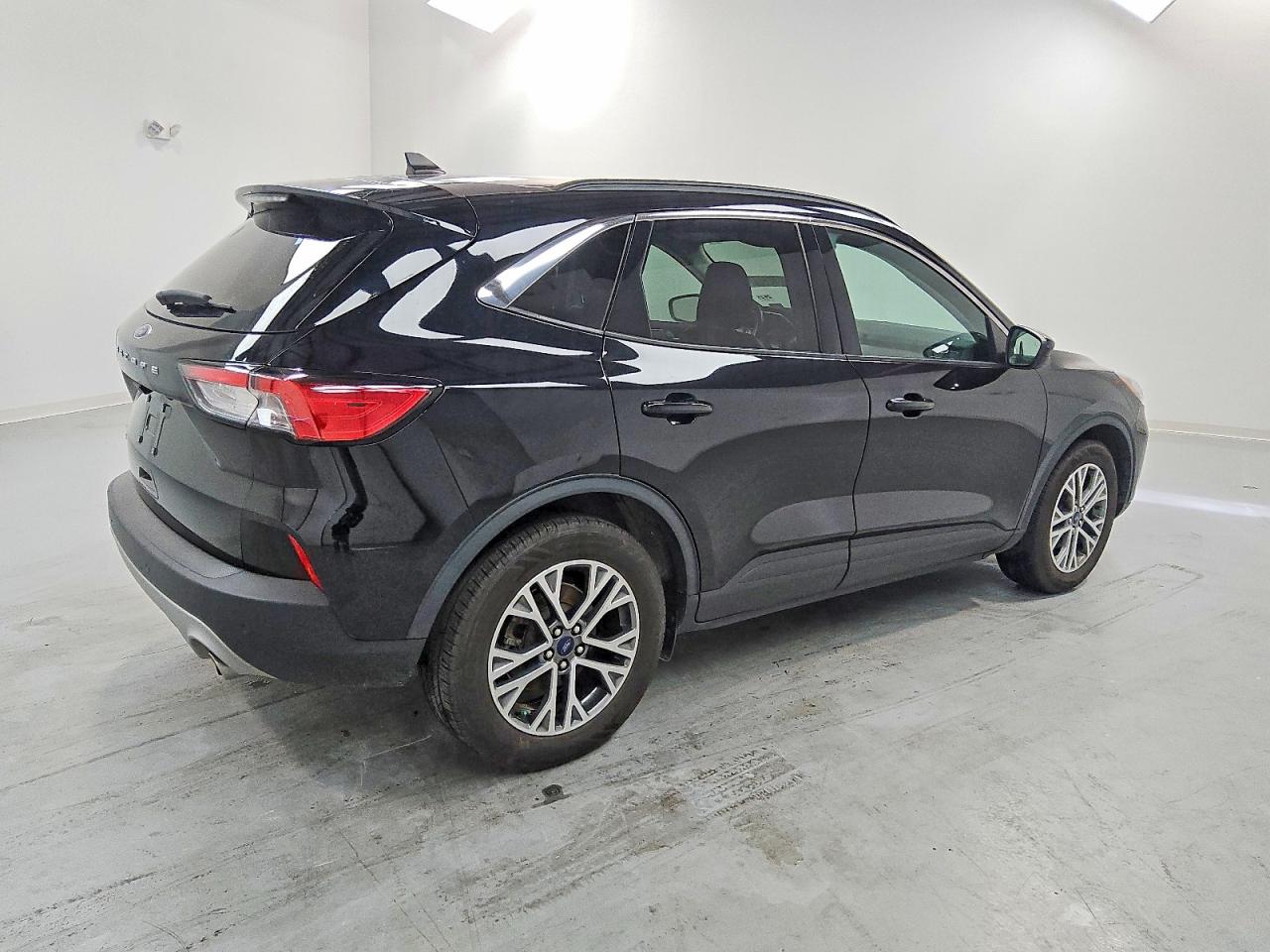 2022 FORD ESCAPE SEL photo 3