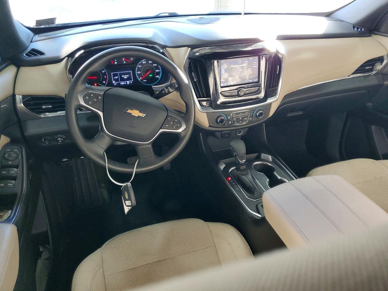 2023 CHEVROLET TRAVERSE LS photo 8