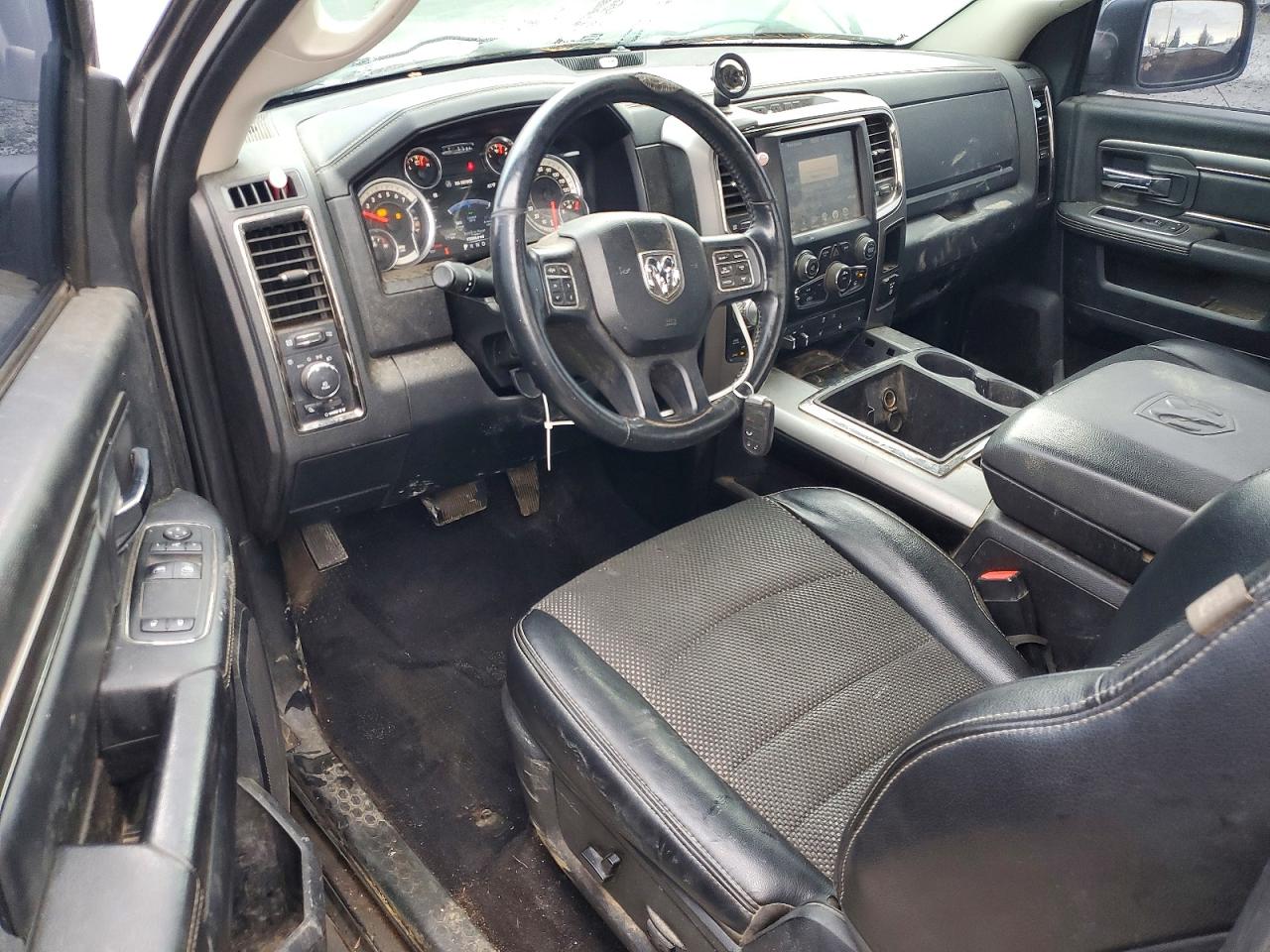2014 RAM 1500 SPORT photo 8