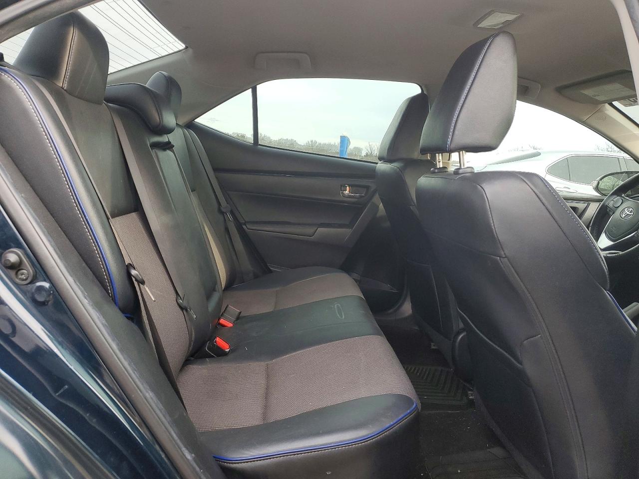 2018 TOYOTA COROLLA L photo 10