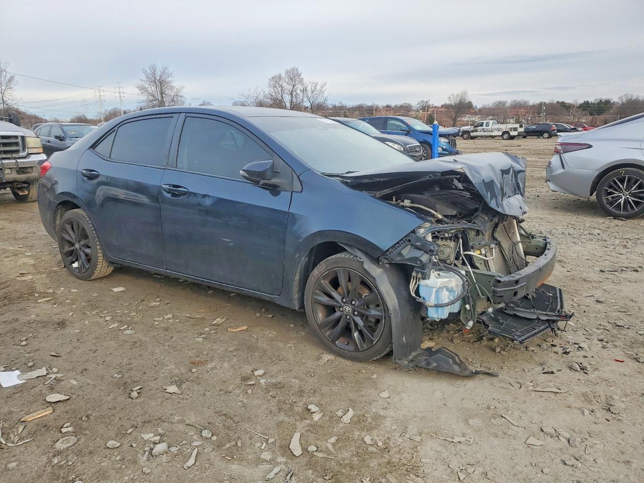2018 TOYOTA COROLLA L photo 4