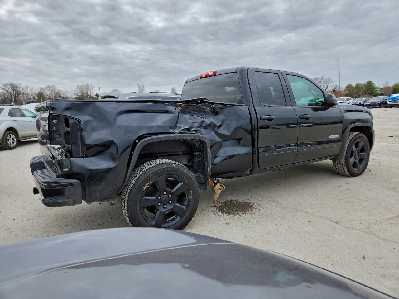 2017 GMC SIERRA K1500 photo 3