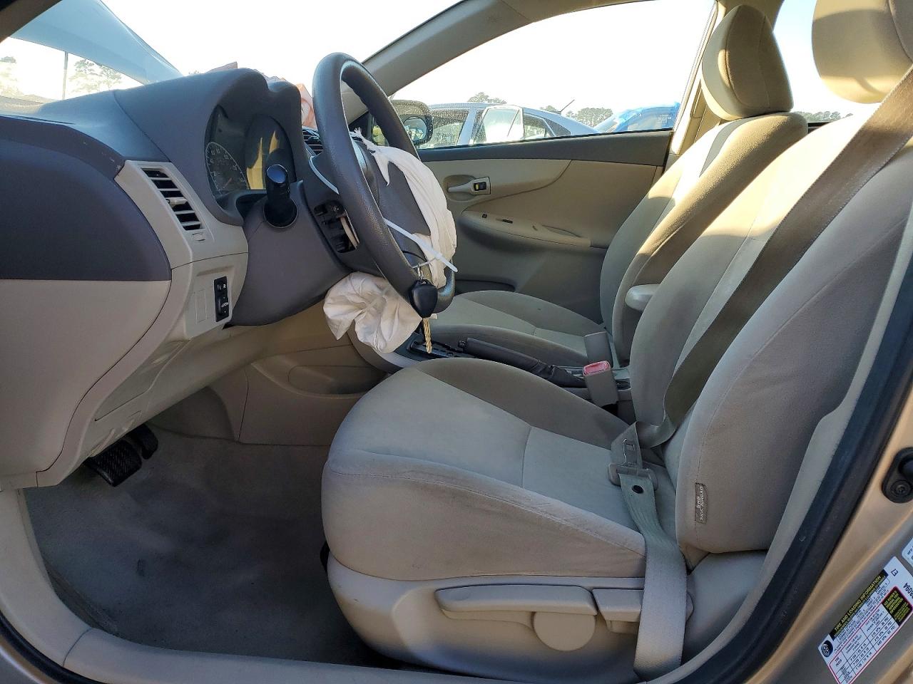2009 TOYOTA COROLLA BASE photo 7