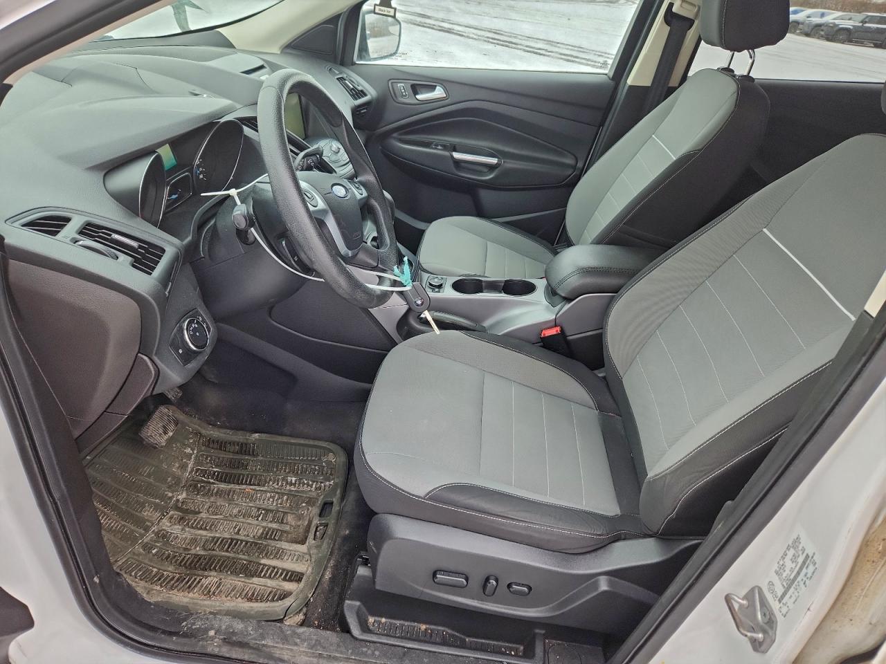 2014 FORD ESCAPE SE photo 7